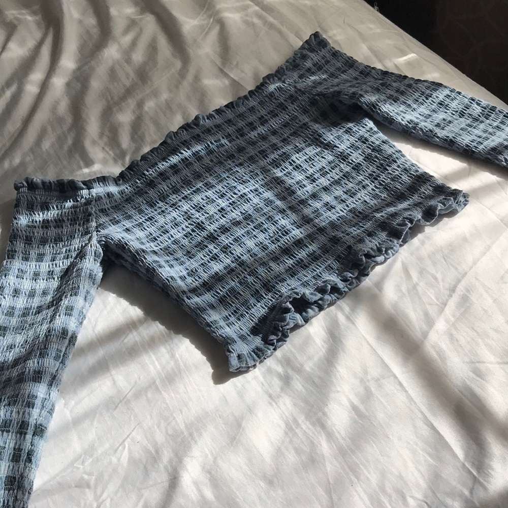 Blue plaid cropped of the shoulder top!!!